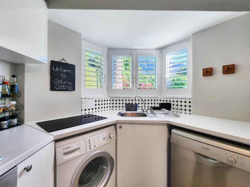 To Let 2 Bedroom Property for Rent in Rondebosch Western Cape